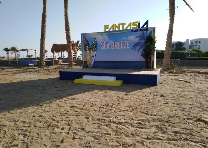 Vakantiehuis خاصة بمنتجع هوليداي ان فانتازيا - راس سدر باطلالة على البحر Ras Sedr