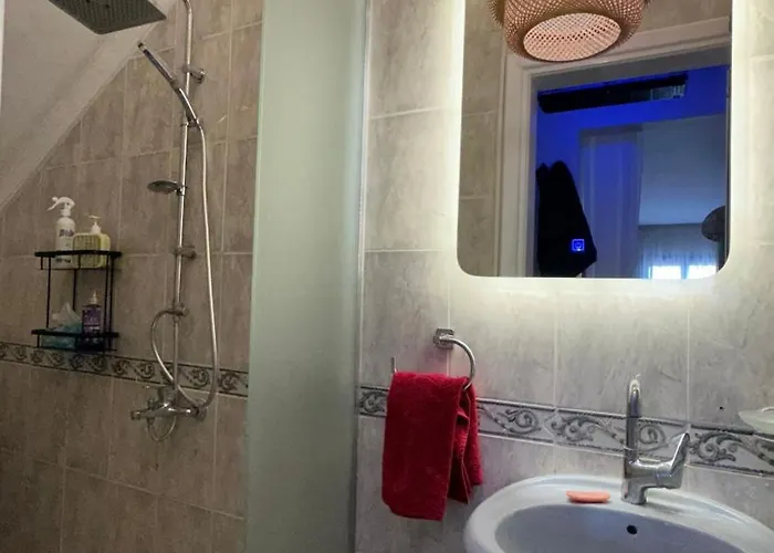 Vakantiehuis خاصة بمنتجع هوليداي ان فانتازيا - راس سدر باطلالة على البحر *